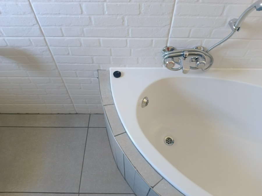 3 Bedroom Property for Sale in Riebeeckstad Free State